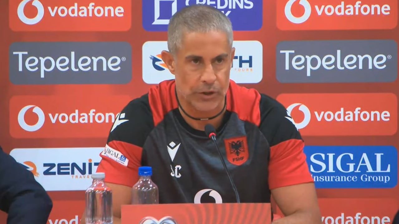 “Futbollistët sot e kanë mendjen te rrjetet sociale”, Sylvinho thirrje lojtarëve: Është shansi juaj, lëreni shpirtin në fushë