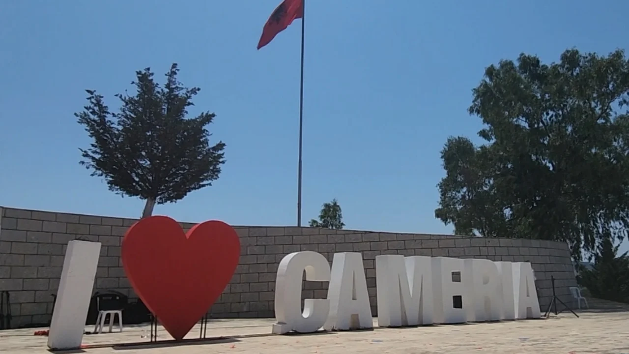 Gjenocidi grek! Përkujtohen në Kllogjer masakrat ndaj shqiptarëve të Çamërisë