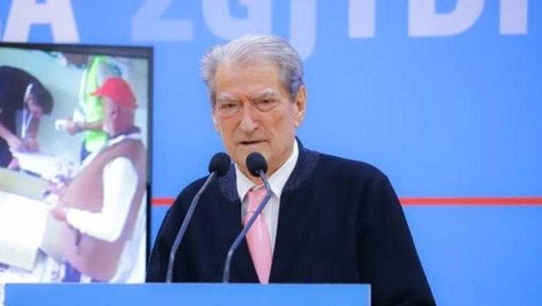 Gjithë ditën në ekrane, por Berisha ankohet për mediat: Nuk i lë Rama të më nxjerrin në televizor