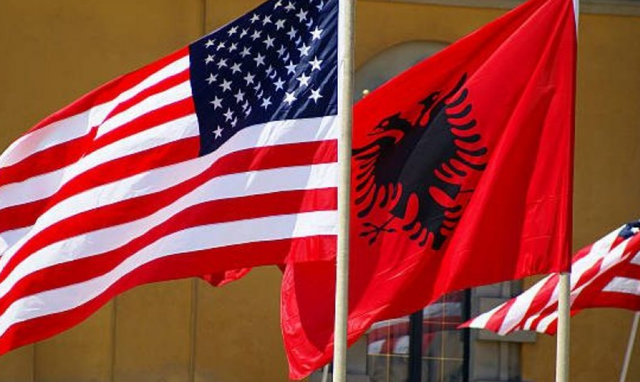 Gjuha shqipe zyrtarizohet në sistemin arsimor publik të Nju Jorkut