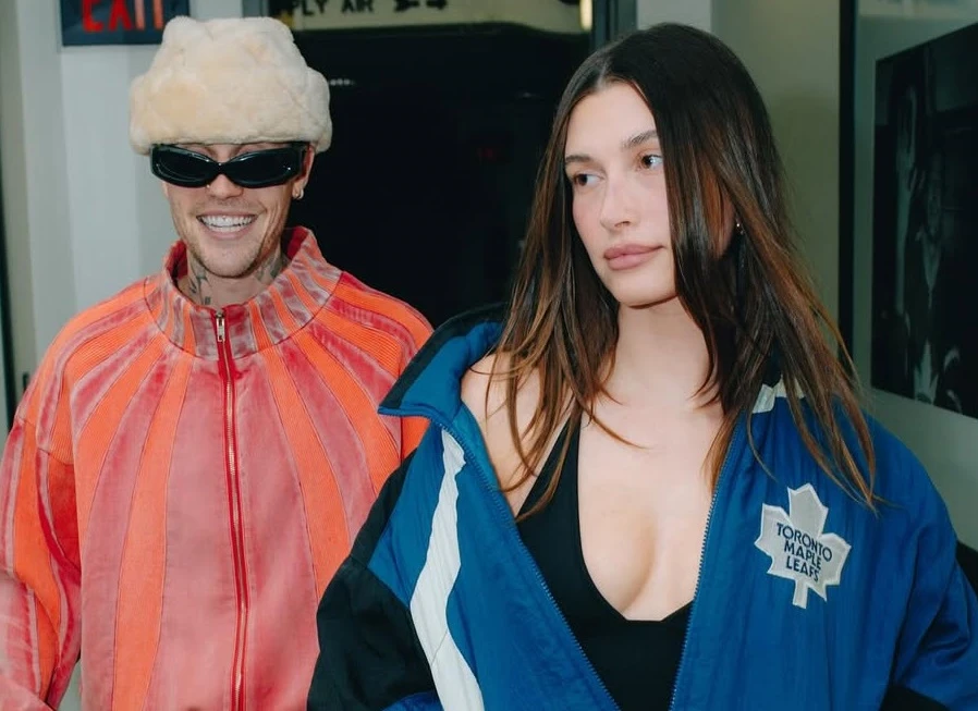 Hailey Bieber “përgjigjet” pas heqjes së unazës dhe thashethemeve për përçarje me Justin-in