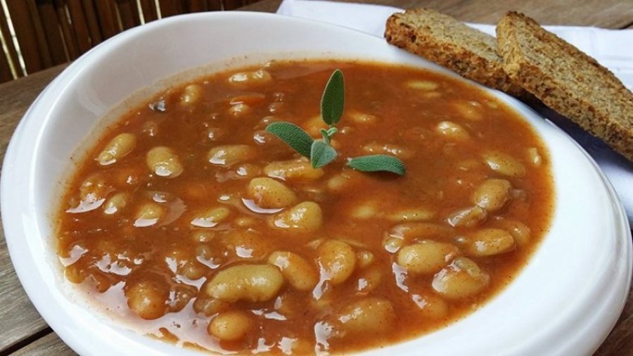 Hani fasule, iu bëni mirë zorrëve