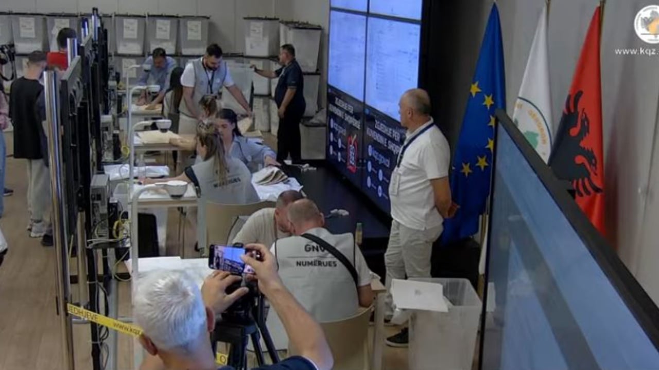 Hapen 42 kutitë e qarkut Dibër, KAS rinumëron votat preferenciale të PD