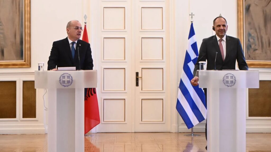 Hasani takohet me homologun grek në Athinë: Hijet që kanë lëkundur marrëdhëniet tona duhet të zhduken