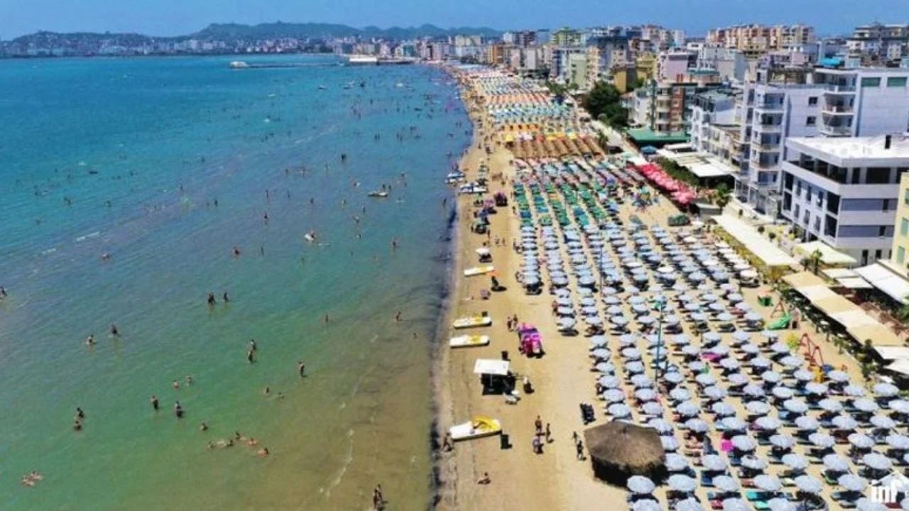 Humbi jetën teksa lahej në bregdetin e Durrësit/ Identifikohet viktima, shkaku i vdekjes dyshohet të jetë arresti kardiak