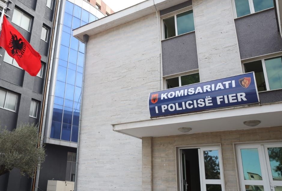 “I vë zjarrin banesës së një shtetaseje se djali i kishte para borxh”/Pranga të riut