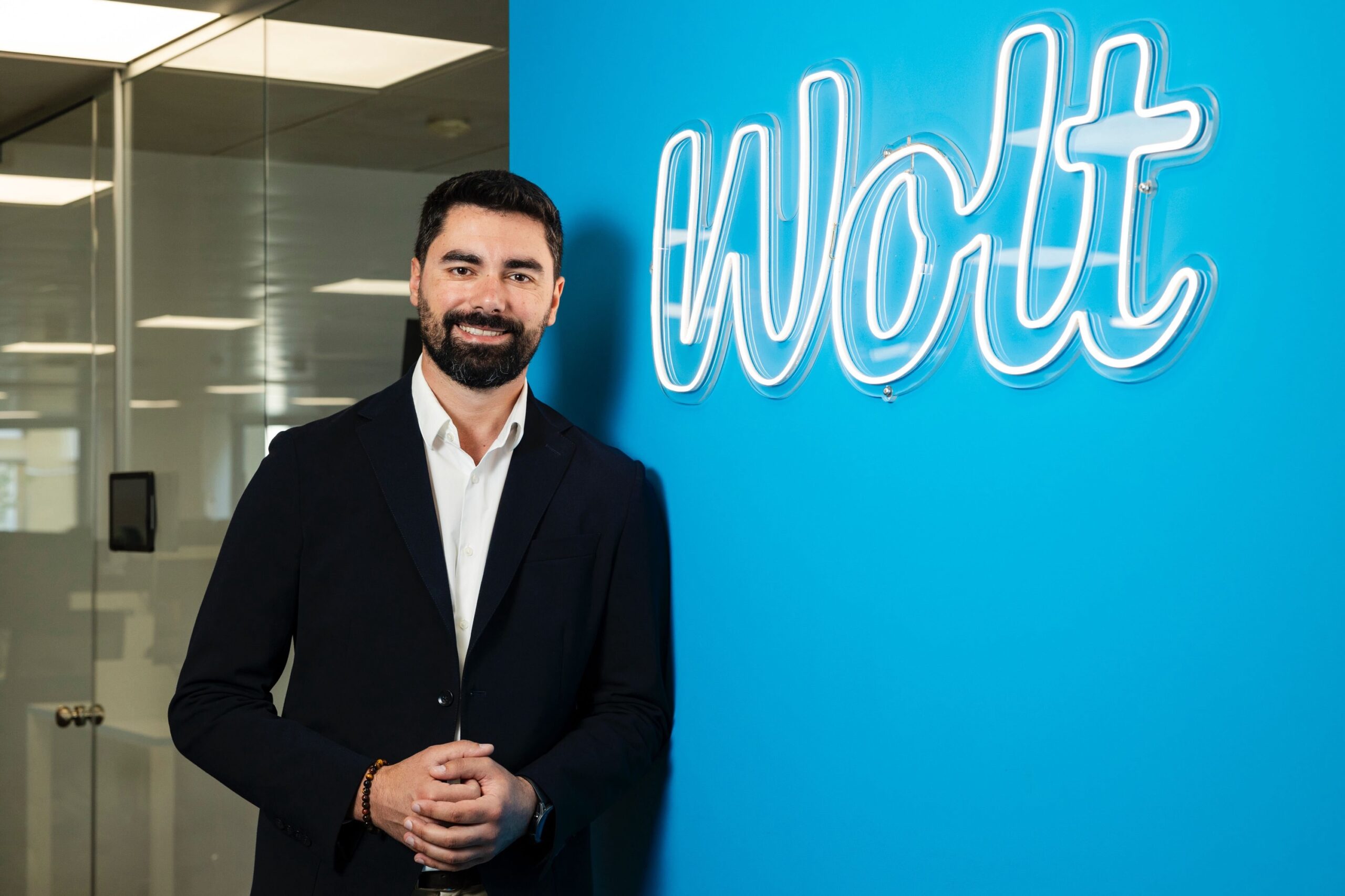 Intervistë ekskluzive me drejtorin e ri të përgjithshëm të Wolt në Shqipëri dhe Kosovë