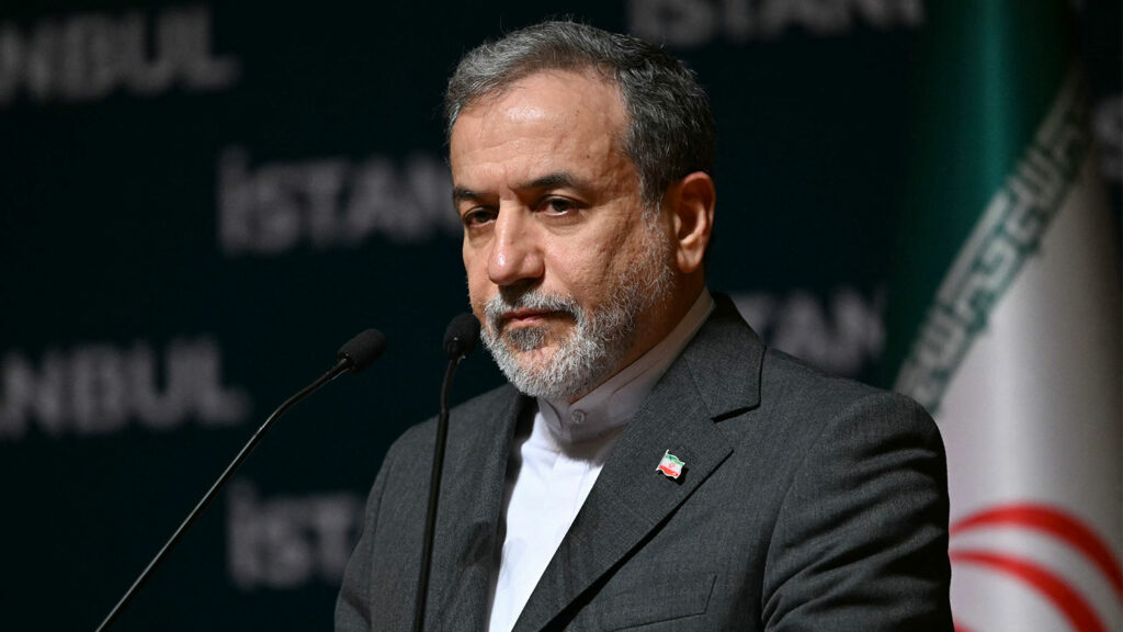 Irani kërkon të gjejë shpëtim në Rusi? Ministri i Jashtëm mbërrin në Moskë për t’u takuar me Putin