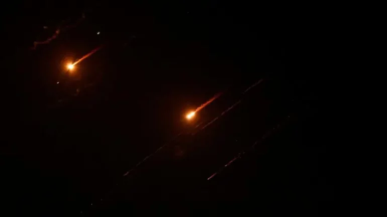 Irani nis valën e dytë të sulmeve ndaj Izraelit – TV iranian: Objektiva kryesore Haifa dhe Tel Avivi