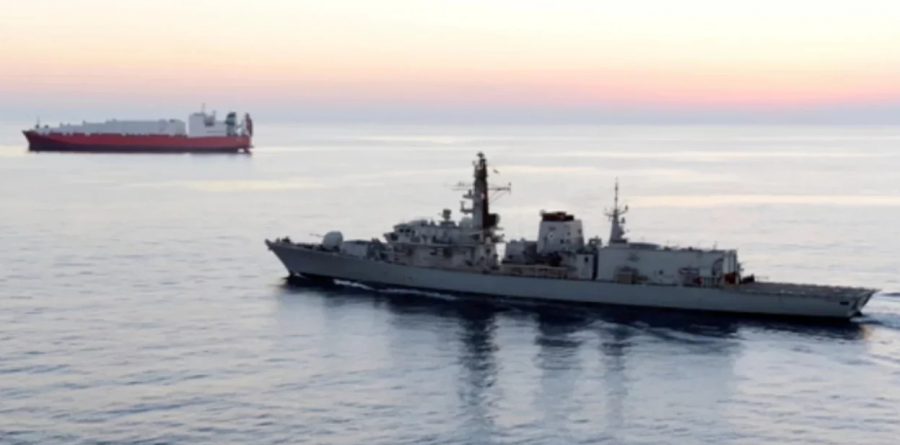 Irani po shqyrton mundësinë e mbylljes së Ngushticës së Hormuzit