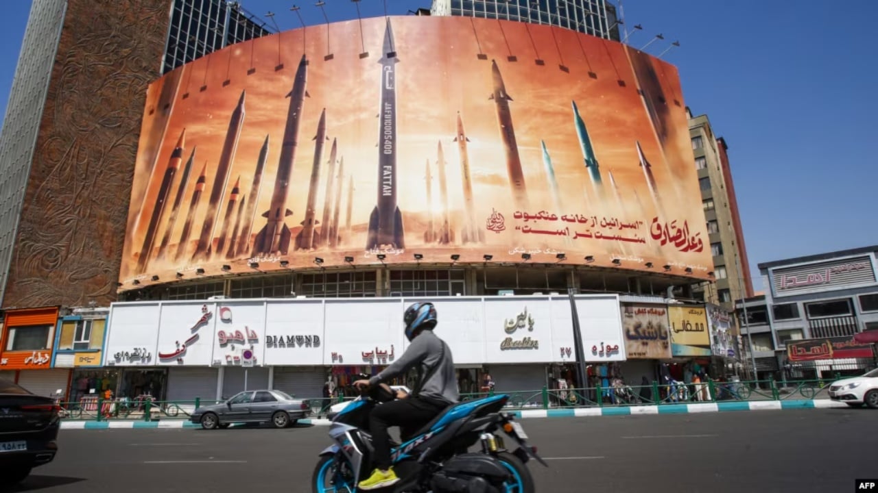 Irani pretendon se ka informacione të inteligjencës për të goditur Izraelin në rast sulmi