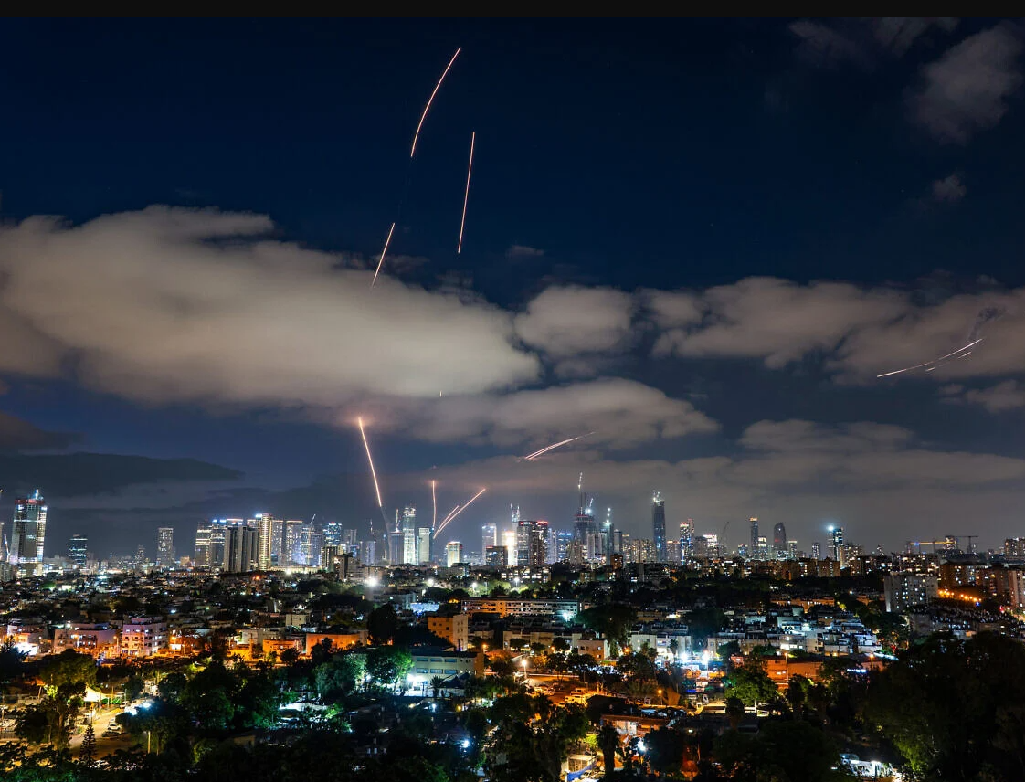 Irani thirrje banorëve të Tel Avivit dhe Haifës: Shpëtoni kokat, operacioni ndëshkues nis tani