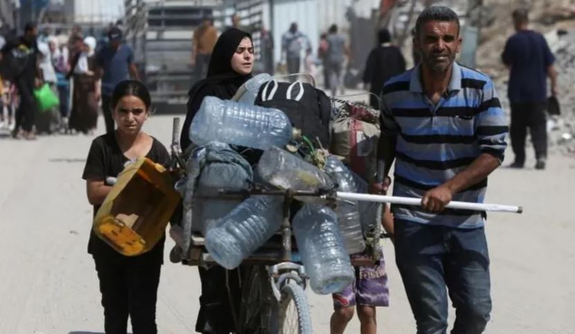 Izraeli: Rrugët për në qendrat e ndihmës në Gaza janë zona lufte