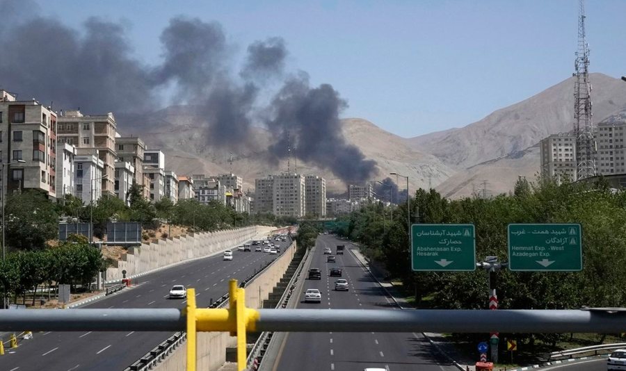 “Jeta juaj është në rrezik!” Izraeli paralajmëron banorët e lagjes më të pasur në Teheran