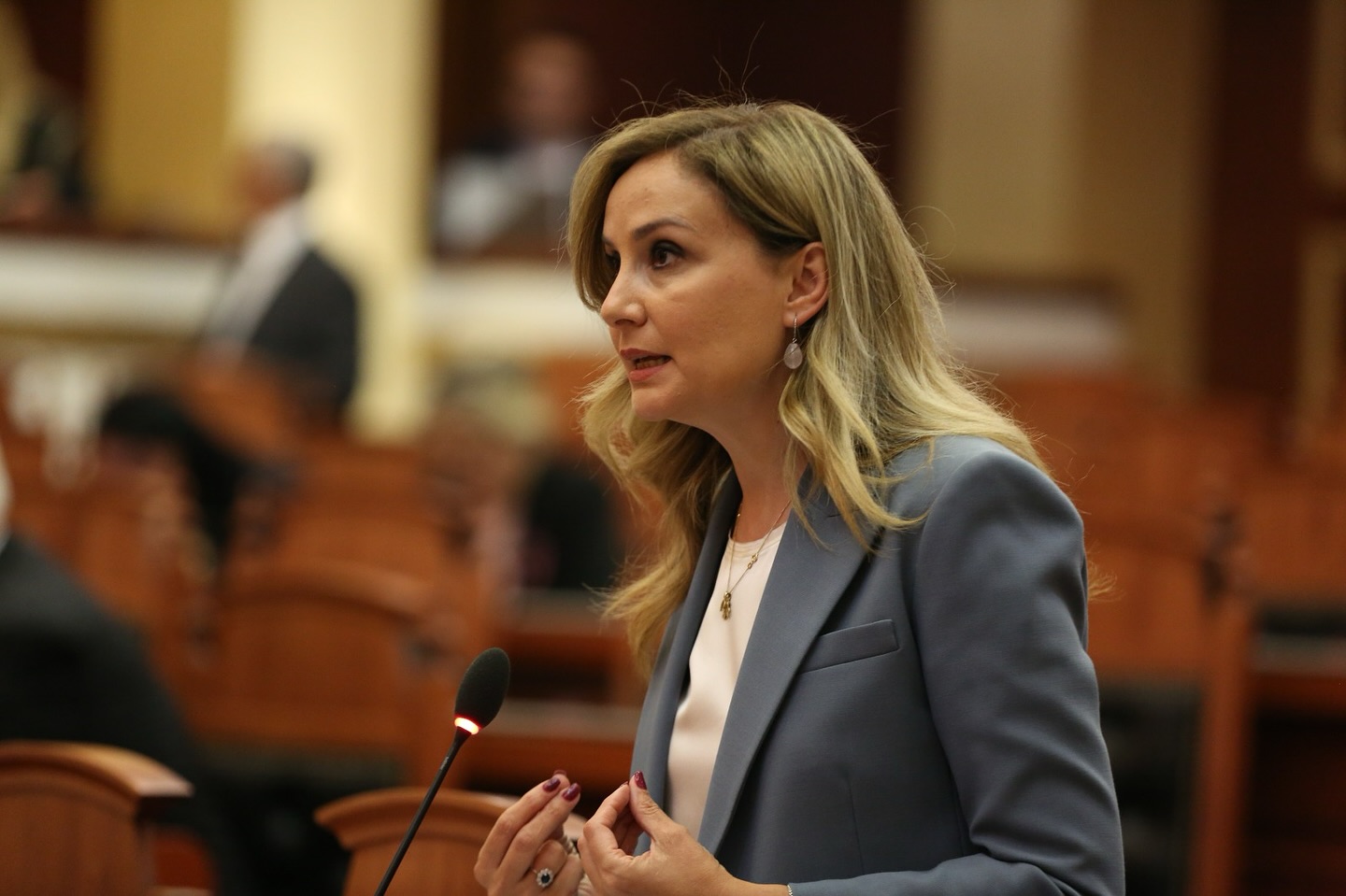 Jorida Tabaku: Kriza e xhepave është pasojë direkte e qeverisjes socialiste, kemi shpopullim dhe rënie të konsumit