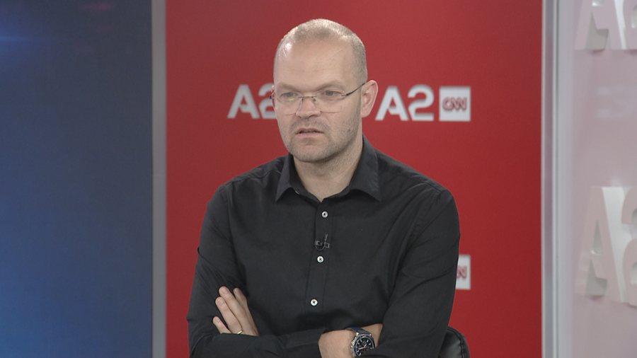 Kalaja: Votat që numërova nuk më dilnin në tabela. Ato që ishin për PD i kalonin PS