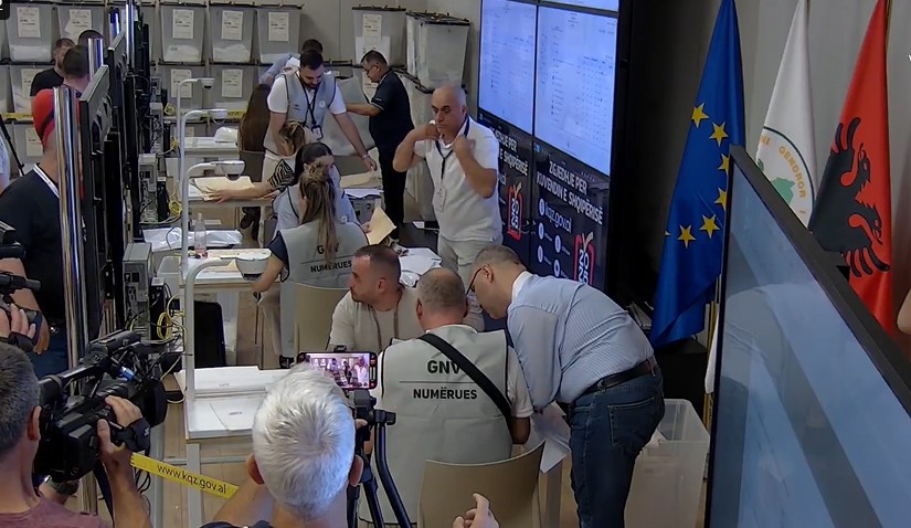KAS nis rinumërimin e “Dibrës”, hapen 42 kuti, verifikohen votat preferenciale të PD-ASHM