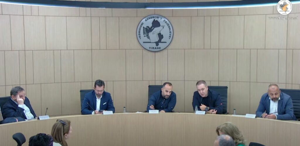 KAS rrëzon kërkesën e PD për të hapur 43 kuti në Vlorë: Të këqyren vetëm 4