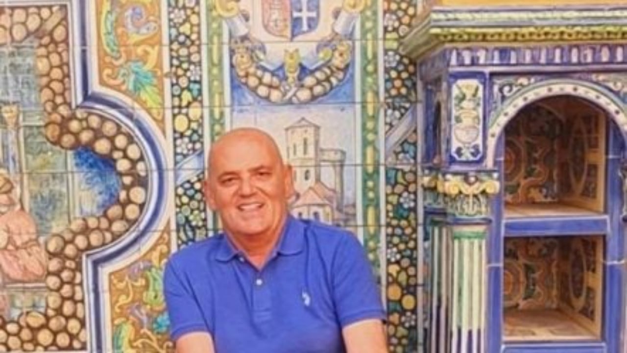 Kërcënoi me jetë vajzën e Melonit/ Tenton vetëvrasjen profesori, piu alkool me medikamente