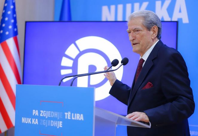 Kërkesa e Unionit të Gjyqtarëve për rritjen e pagës/Berisha: Vetëm sa u rrit oreksin