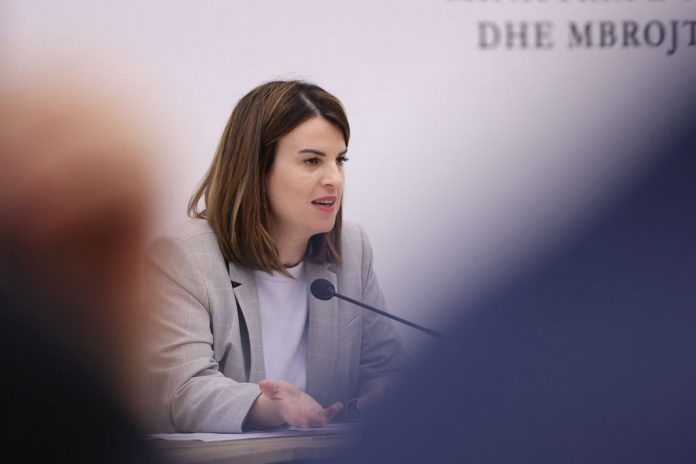 Koçiu: Gatishmëri maksimale dhe personel i shtuar për përballimin e sezonit turistik