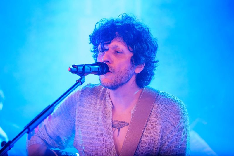 Koncerti në Butrint/ Gonxhja: Ermal Meta çeli sezonin veror me një koncert të jashtëzakonshëm