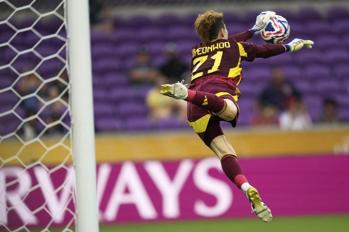 Koreja e Jugut merr vendimin historik pas 27 vitesh, klubet mund të transferojnë tani portierë të huaj