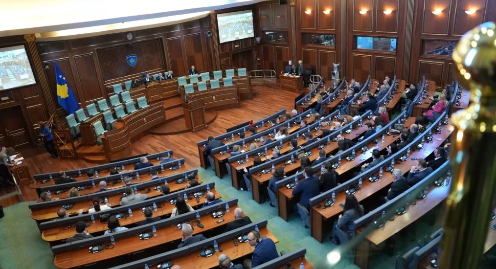 Kushtetuesja: Kuvendi duhet të konstituohet brenda 30 ditësh