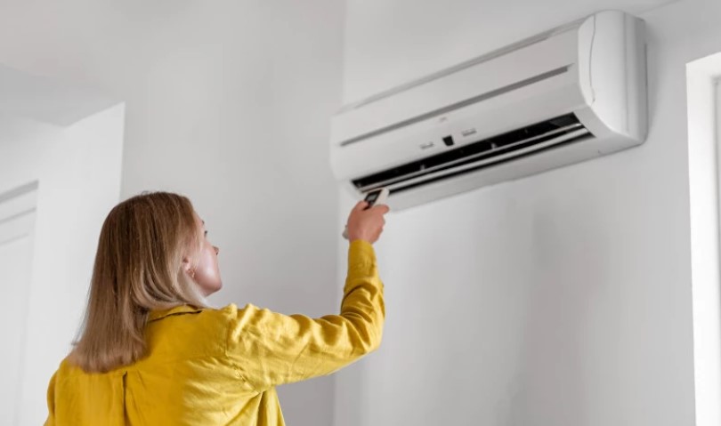 Mbajeni gjithmonë kondicionerin në këtë modalitet, do ftohë ambientin dhe do të konsumojë më pak energji elektrike