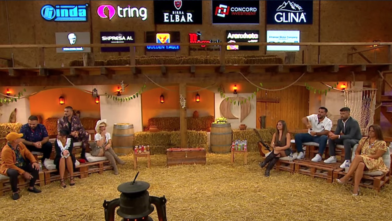 Mbrëmje vendimtare në Ferma VIP! Finalisti i parë dhe një eliminim, ndiqeni LIVE spektaklin në Vizion Plus