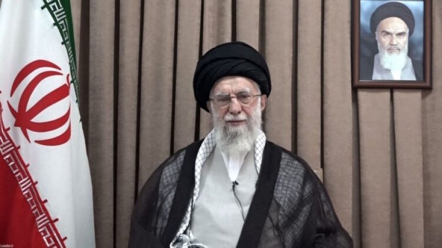 Mediat e huaja: SHBA kërcënoi Khamenei-n, i dërgoi koordinatat e vendndodhjes së tij