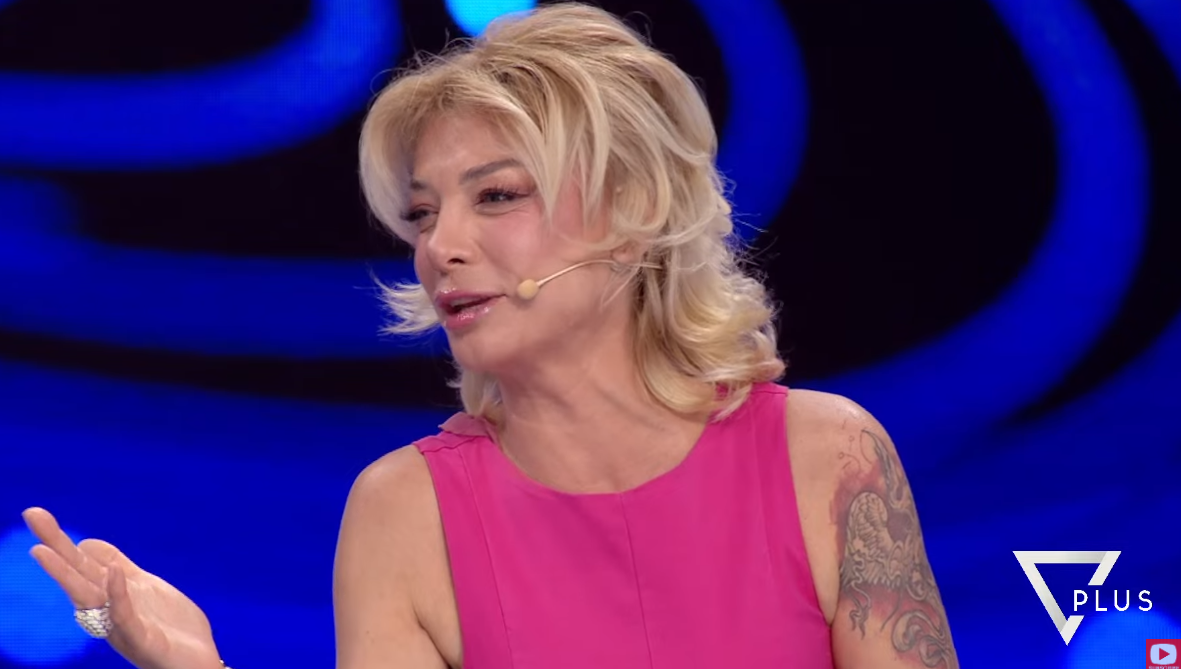 “Mua duhet të më rrëmbesh”, Elinara flet për marrdhënien me Erandin dhe kë mendon ajo se do të fitojë Ferma VIP 2