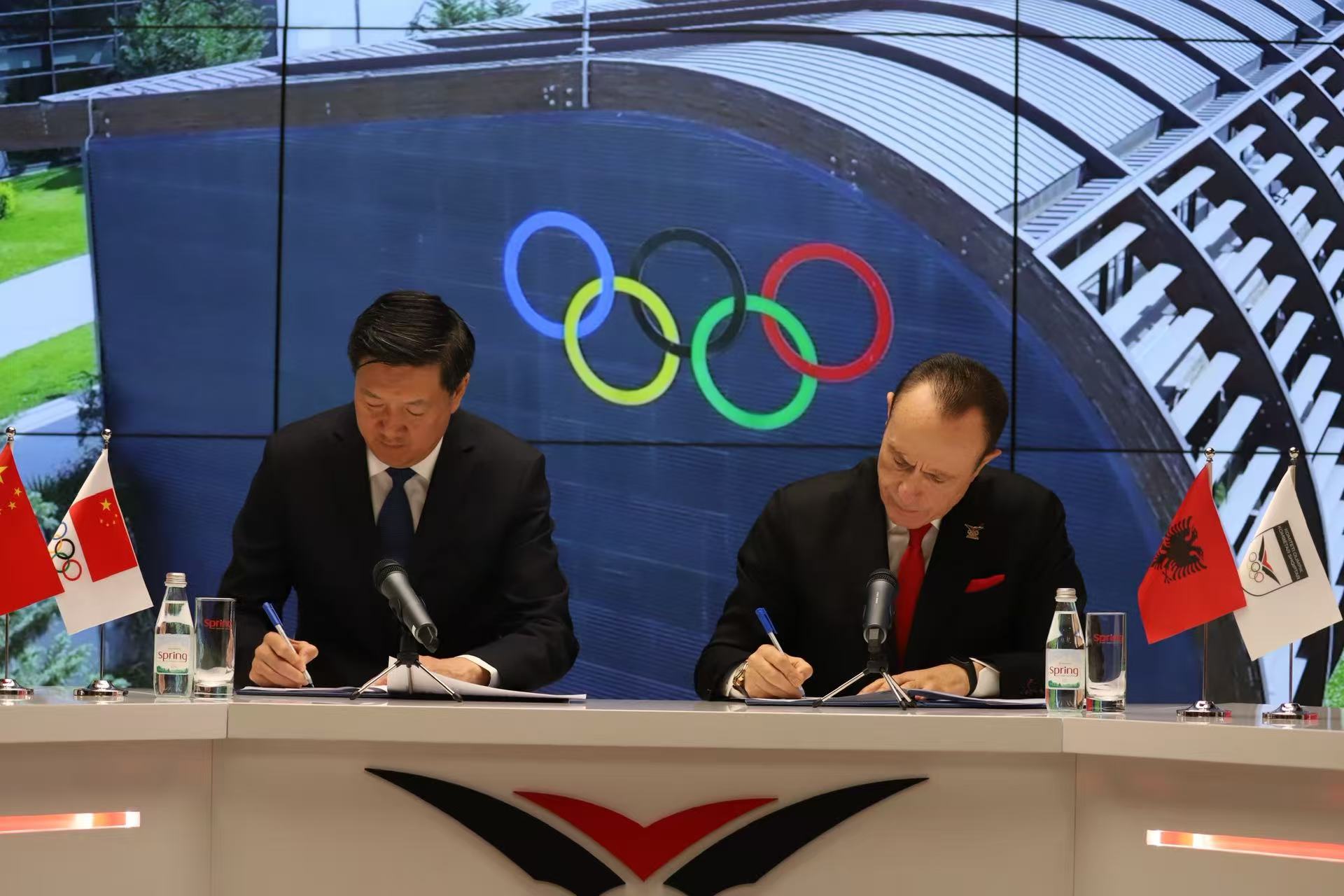 Nënshkruhet memorandumi i bashkëpunimit Kinë-Shqipëri në fushën olimpike