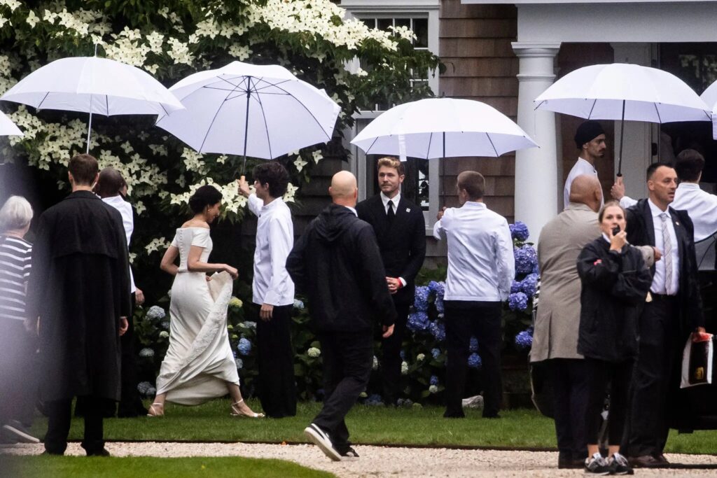 New York Times: Dasma “mbretërore” e Alex Soros, mbajti fjalim edhe Edi Rama