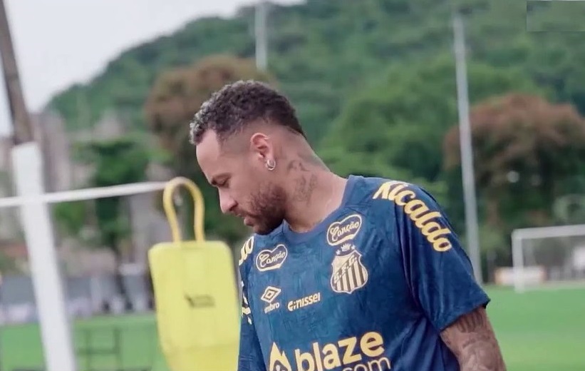 Neymar për qëndrimin te Santosi: Nga 0 në 10, them 7. Është shtëpia ime, dua ta mbyll këtu