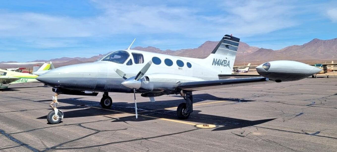 Një aeroplan i vogël rrëzohet në det në San Diego, operacione kërkimi për gjashtë personat e zhdukur