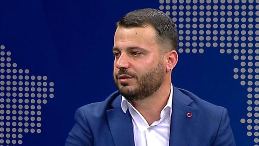 “Një teatër i shëmtuar”, Tomorri reagon ashpër për përplasjen gjyqtarë-Rama: Një lojë me rrogat dhe…