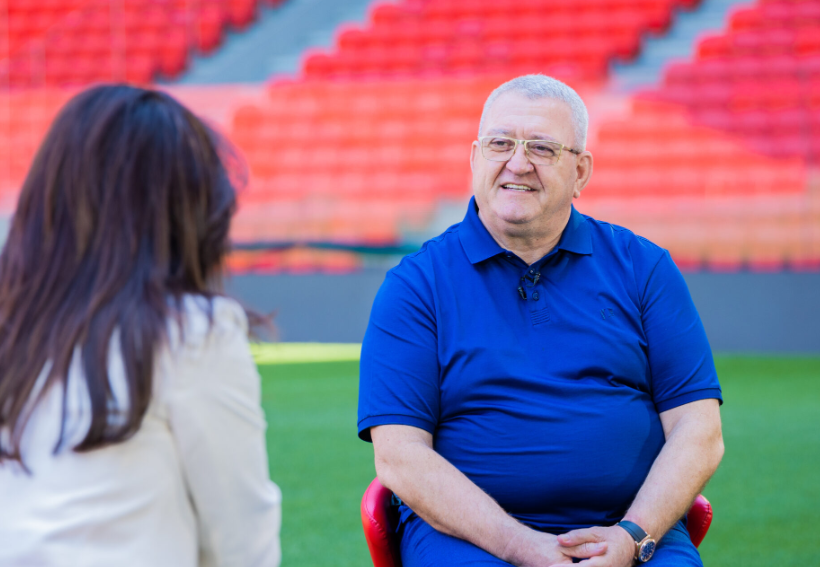 “Nuk jam as unë i qetë”! Rrëfimi i Armand Dukës para ndeshjes në Air Albania, tregon edhe rritjen e Kombëtares