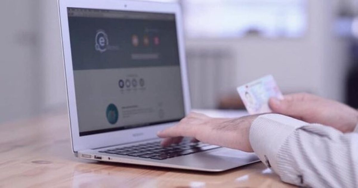 Ofrimi i shërbimeve online! Institucionet, vonesa në kërkesat e përditësimeve