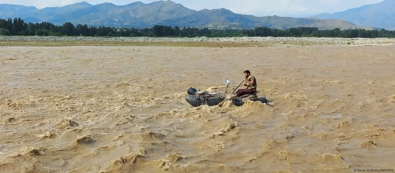 Pakistan/ Përmbytje të mëdha në rajonin veri-perëndimor, 11 të vdekur dhe 6 të plagosur