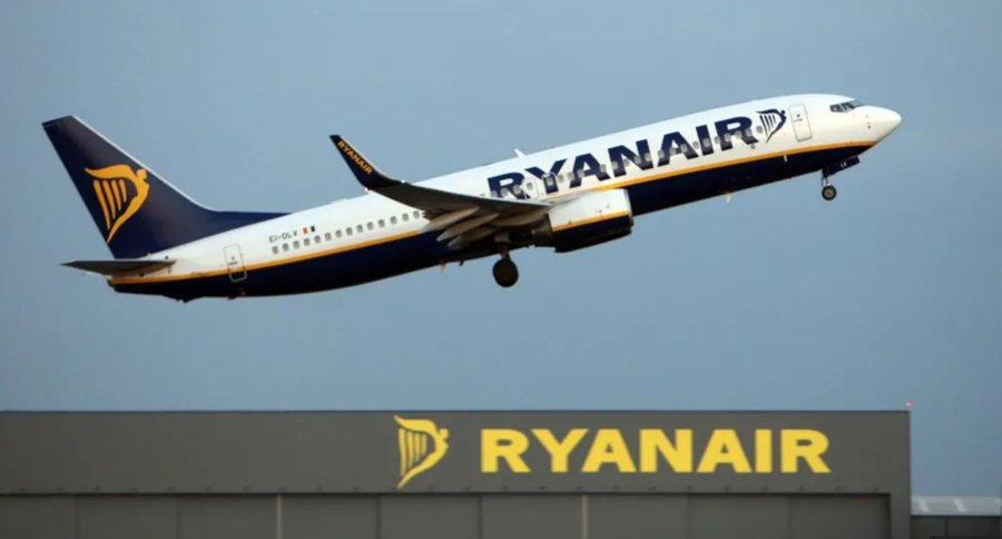 Panik në ajër, avioni drejt Milanos goditet nga turbulencat, plagosen 8 pasagjerë