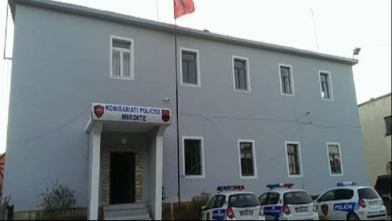 Pasi e dhunoi, 51-vjeçari nga Mirdita i sulmon kunatit shtëpinë me breshëri plumbash