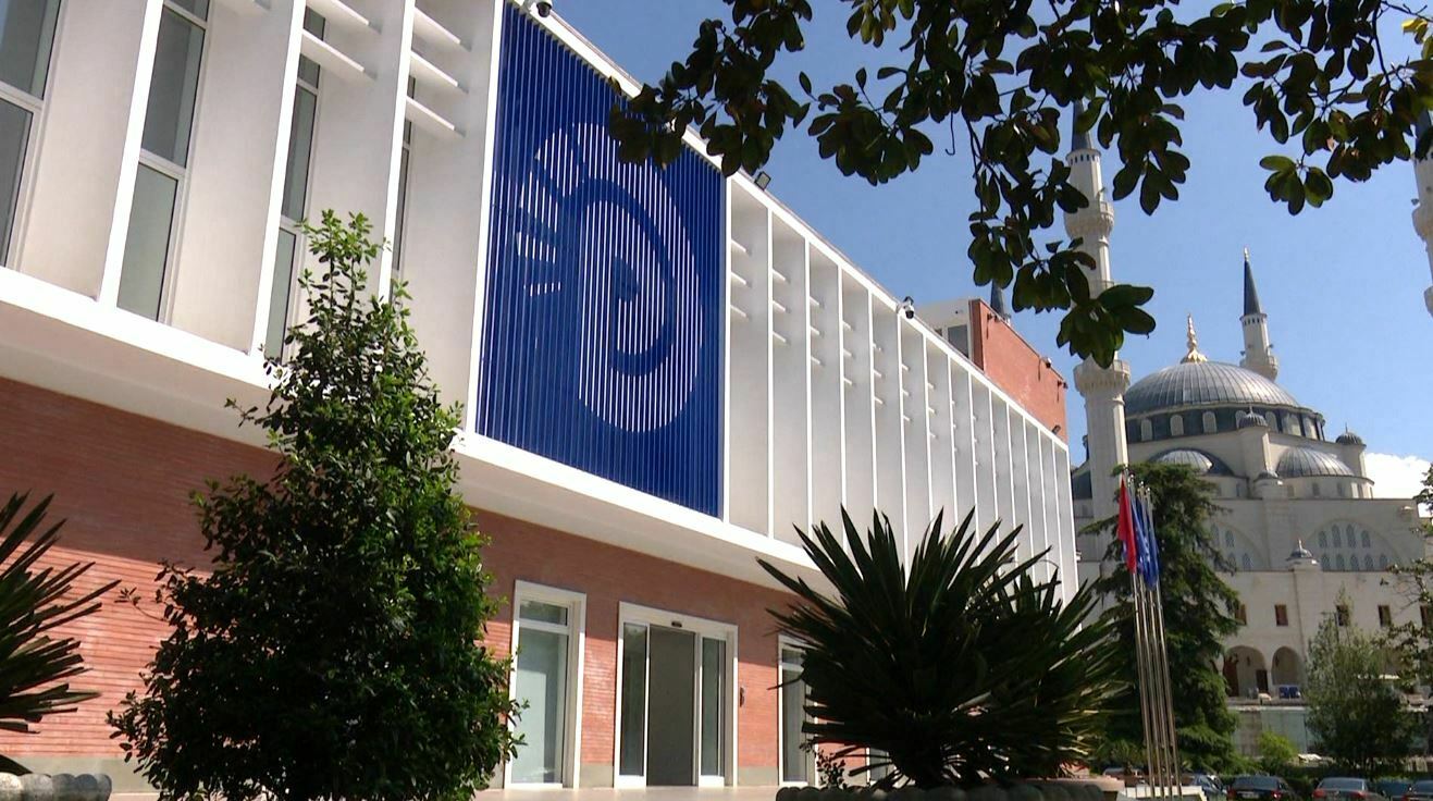 PD në kërkim të 130 mijë fletëve të votimit, juristi i Berishës: Manipulimi për 13 mandate