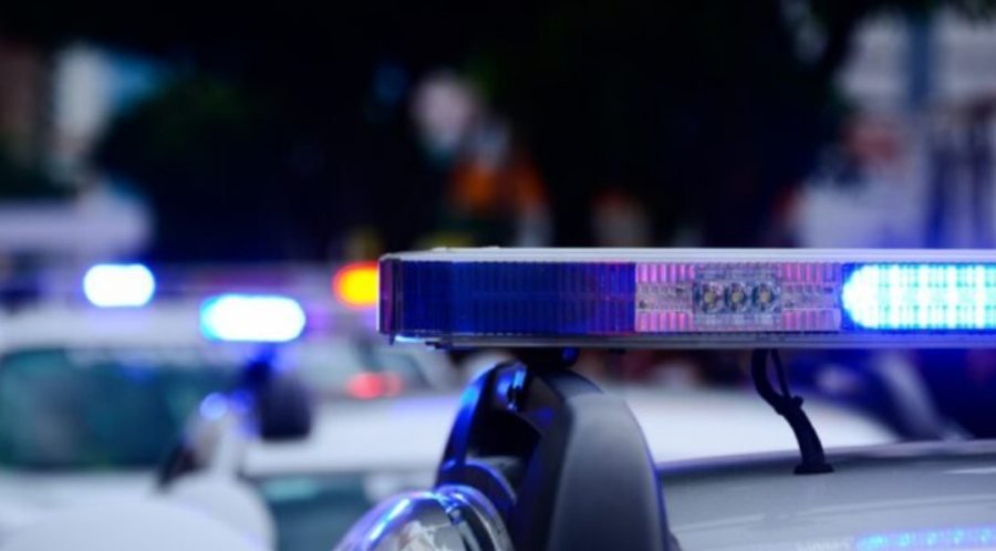 Përleshje me thika në Shkup, plagosen rëndë tre persona, mes tyre një 14-vjeçar