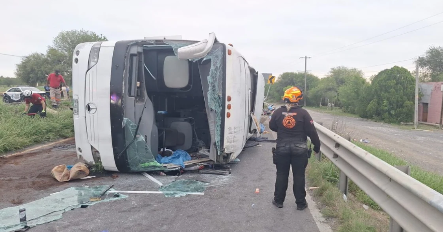 Përmbyset autobusi, 11 viktima dhe dhjetëra të plagosur
