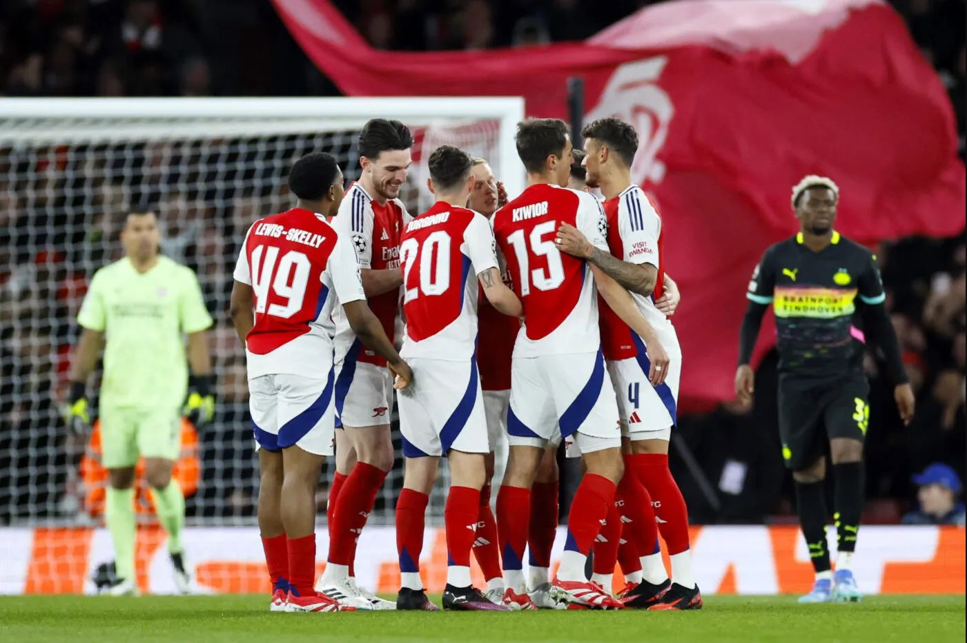 Pjesë e skuadrës prej disa vitesh, lojtari drejt largimit nga Arsenali