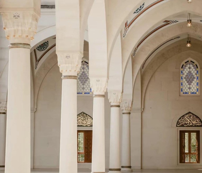 Politika mesazhe për Kurban Bajram/ Presidenti Begaj, kryeministri Rama e kreu i PD Berisha urojnë besimtarët