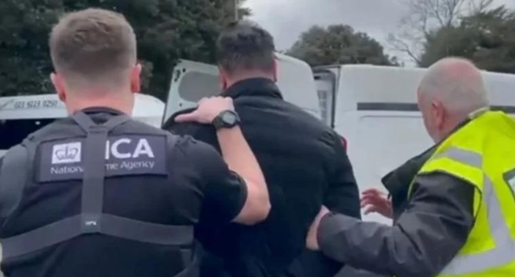 Porositi Leart Haxhiun kundrejt pagesës për vrasje në Shqipëri, si qëndroi për katër vite i lirë në Britani Lorenc Lala