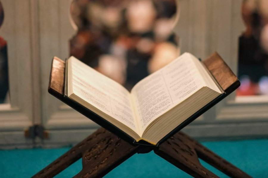 Presidenti Begaj uron besimtarët për Kurban Bajramin: Festa e sakrificës dhe paqes