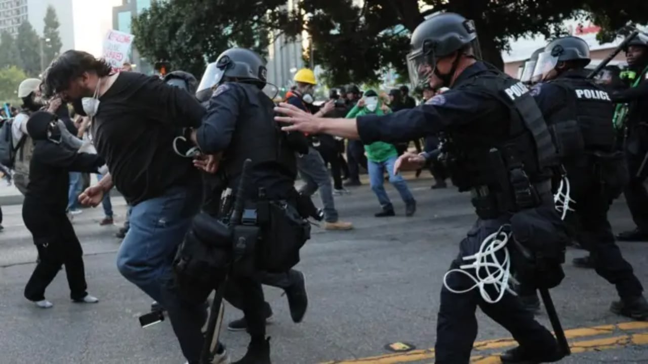 Protestat kundër vendimeve për imigracionin/ Trazirat në Los Anxhelos përshkallëzohen, Trump vendos trupa shtesë për të frenuar situatën